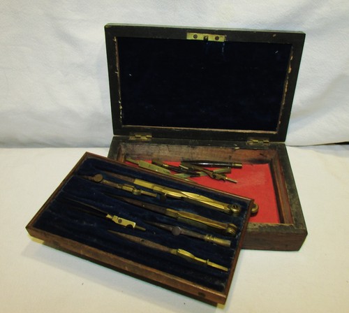 Boite compas ancienne en - boite,
