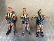 3 ANCIENS JOUEURS DE BABY FOOT