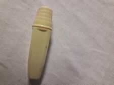 Cousette ancienne en plastique beige complète