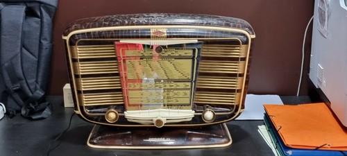 Excelsior 52 radio - -,