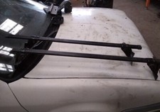 Barre de toit adaptable pour