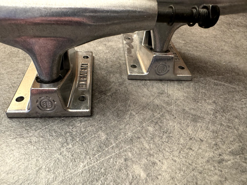 Paire trucks skateboard - trucks, de