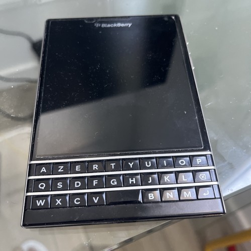 Blackberry passport 32gb - blackberry,