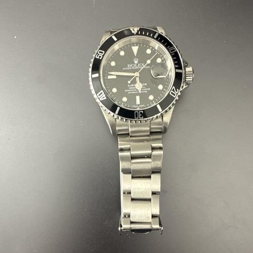 Rolex submariner date - rolex,