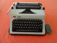 machine a ecrire DARO ERIKA de couleur blanche et bleu,vintage de style classiqu