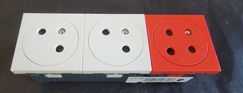 Legrand 771 90l triple - 771, prise
