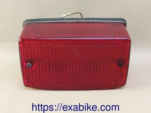 Feu arriere pour honda 750 - arriere,