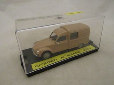 VOITURE 1/43 CITROEN 2CV