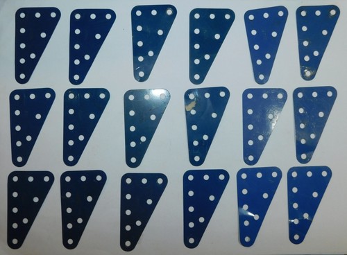Plain blue triangle - 18,