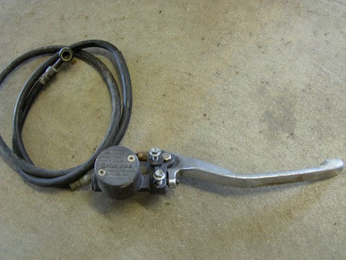 Maitre cylindre avant frein - cylindre,