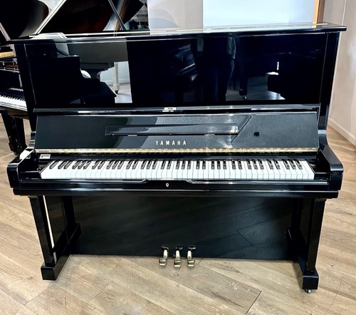 Yamaha 1972 full upright - 1972,