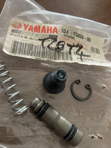 Yamaha 1d4 f5856 - kit, maitre