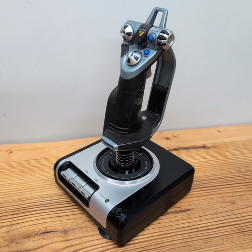 Saitek x52 pro flight - saitek, control