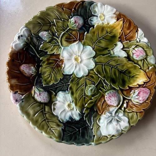 Assiette barbotine majolique - assiette,
