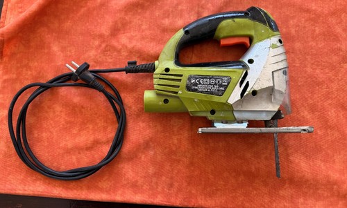 Scie sauteuse pendulaire - , 600w