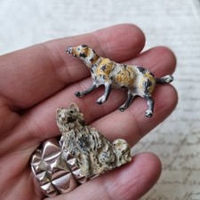 2 Figurines Chien Ancien