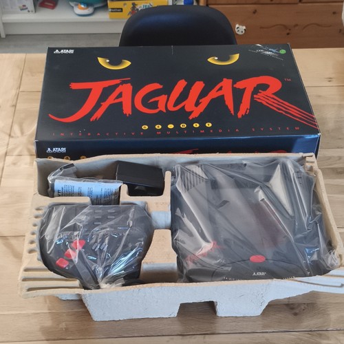 Atari jaguar interactive - atari,