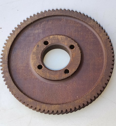 Pignon cranté pour - ,
