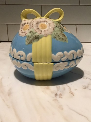 Porcelain easter egg - 🐣porcelain,