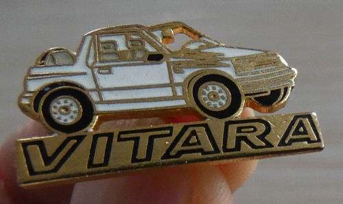 Beau pin voiture 4x4 suzuki - 4x4,