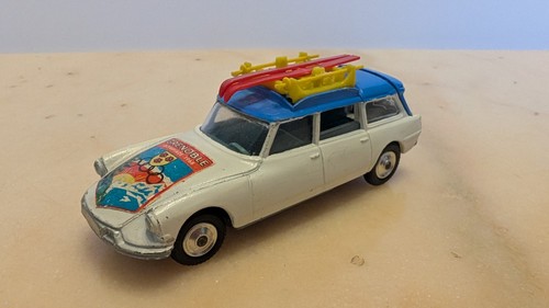 Corgi toys citroen ds 19 - 1/43,