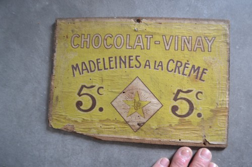 Ancien pannonceau publicitaire