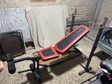 banc de muscu + Poids + Barres