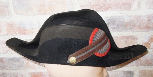 Ancien bicorne banque de - de,