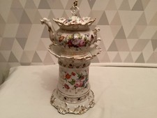 Ancienne tisanière en porcelaine de Paris 