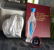 Lot d'objets religieux