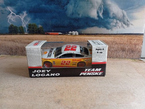 Nascar joey logano 2017 - joey,