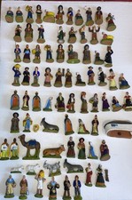 Santon Carbonel taille 2 de 7 cm Vendu à l’unité de 11€