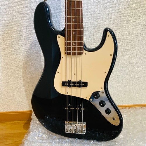Basse électrique squier - basse, by