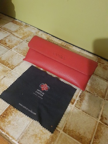 Etui lunette rouge guess - etui,