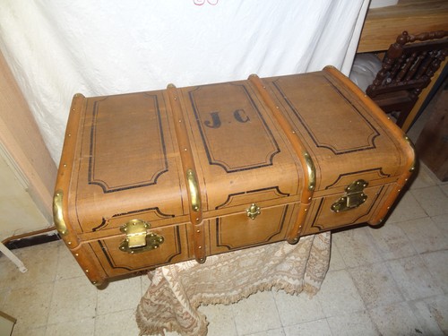 Malle ancienne bois - ancienne, en