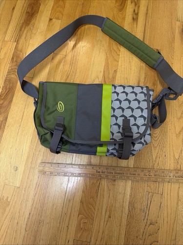 Timbuk2 classic messenger bag - timbuk2,