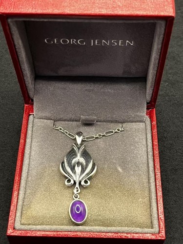 Collier pendentif oreille