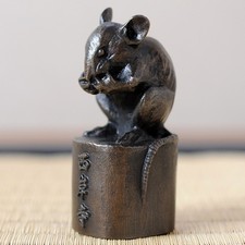 Presse-papiers en forme de