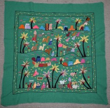 Nappe murale brodée à la