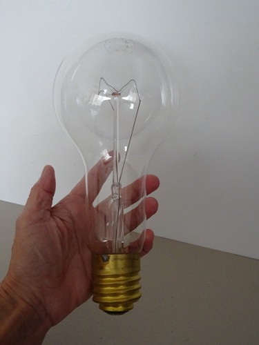 Ancienne grosse ampoule - ampoule, mazda