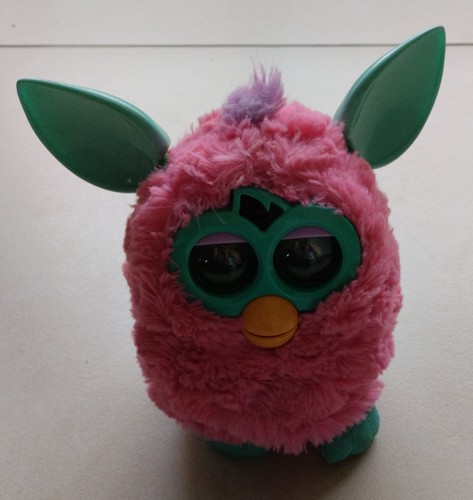 Peluche electronique furby - electronique,