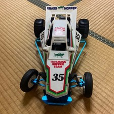 Voiture RC Tamiya Grasshopper