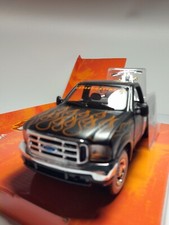 FORD F 350 SUPER DUTY 1/27 + HD FXSTB NIGHT TRAIN 1/24 MAISTO