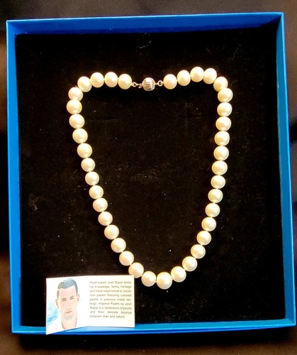 Cultured pearl necklace - cultured,