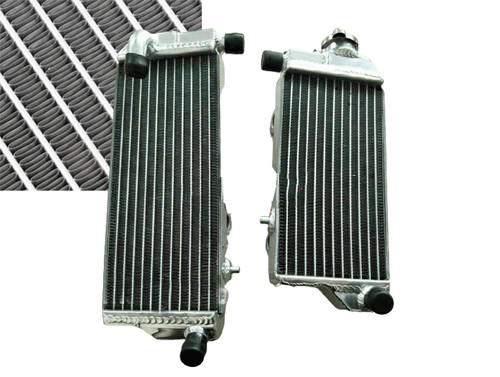 Aluminum radiator pour suzuki - aluminum,