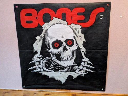 1984 powell peralta bones - og,