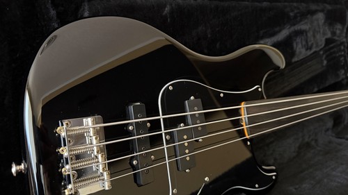 Fender tony franklin - tony, fretless