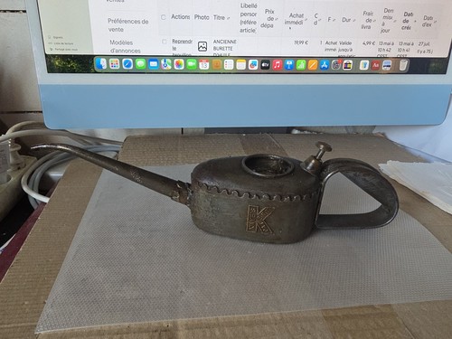 Ancienne burette huile - ancienne,