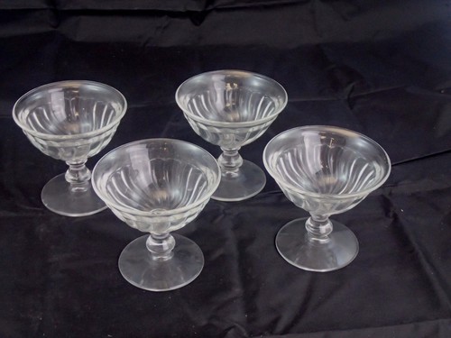 Lot verres à champagne - verres,