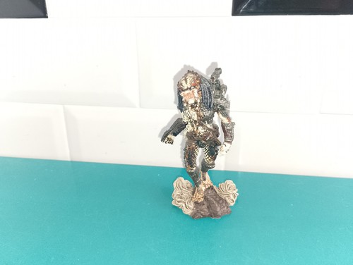 1405261 figurine pvc - , predator